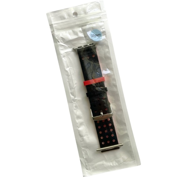 5/$20 NEW Black Red Holes Silicone Sport Band Apple Watch 38/40/41mm M - Picture 10 of 10
